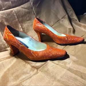 Vintage RENAE SOFT AND SPARKLY HEELS